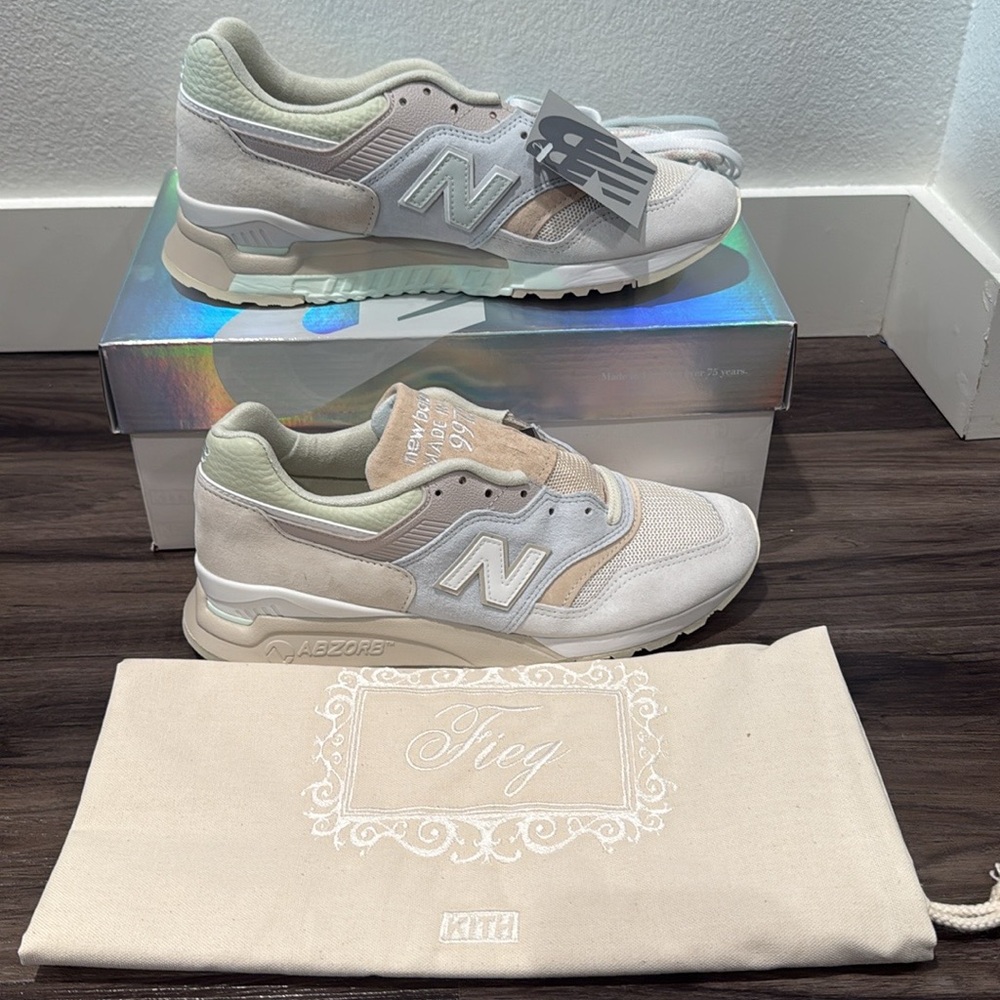 New Balance Sneakers